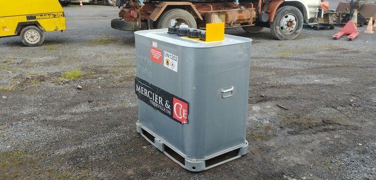 SCHUTZ CUVE PALETTISABLE 700L AN 2019  CUVP10840