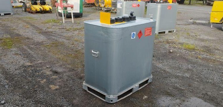 SCHUTZ CUVE PALETTISABLE 700L AN 2019  CUVP10840