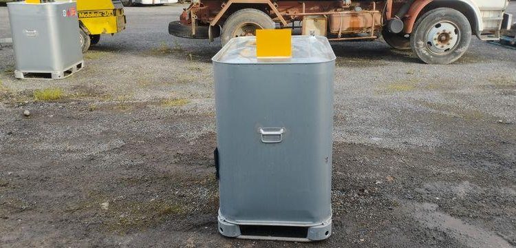 SCHUTZ CUVE PALETTISABLE 700L AN 2019  CUVP10842