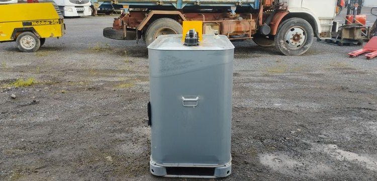 SCHUTZ CUVE PALETTISABLE 700L AN 2019  CUVP10845