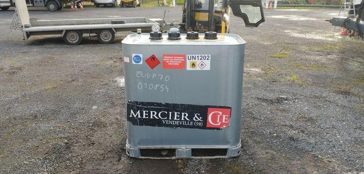 SCHUTZ CUVE PALETTISABLE 700L AN2019  CUVP10854