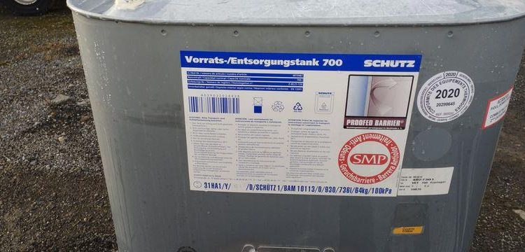 SCHUTZ CUVE PALETTISABLE 700L AN2019  CUVP10854