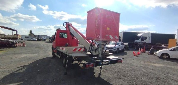 IVECO 35S11 AVEC NACELLE MULTITEL MT202DS 20M  CW-337-FK