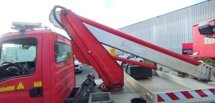 IVECO 35S11 AVEC NACELLE MULTITEL MT202DS 20M  CW-337-FK