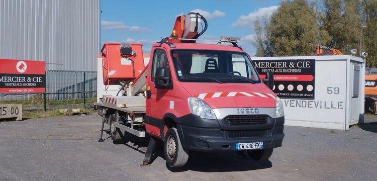 IVECO 35S11 AVEC NACELLE MULTITEL MT202DS 20M  CW-436-FK