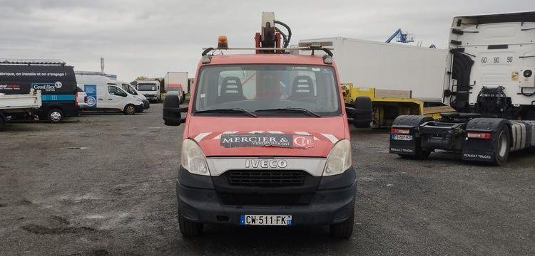 IVECO 35S11 AVEC NACELLE MULTITEL 160ALUDS  CW-511-FK