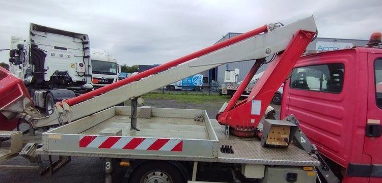 IVECO 35S11 AVEC NACELLE MULTITEL 160ALUDS  CW-511-FK