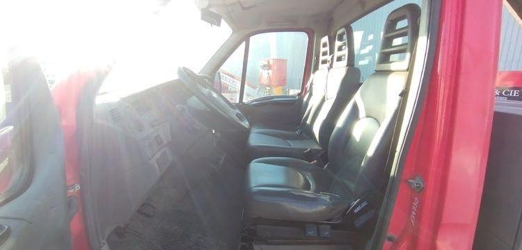 IVECO 35C13 BENNE SIMPLE CABINE COFFRE  CZ-851-FA