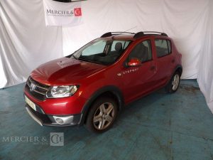 DACIA SANDERO STEPWAY 0,9 TCE 90CH PRESTIGE ROUGE DB-205-RZ