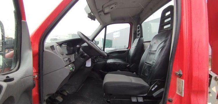 IVECO DAILY AVEC NACELLE MULTITEL 160ALU/DS 16M  DB-599-LQ