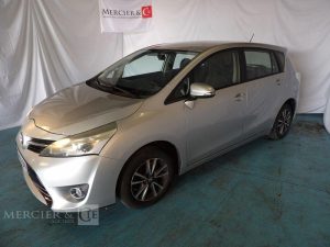 TOYOTA VERSO 1,6 D-4D 110CH DYNAMIC GRIS DG-822-DP