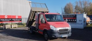 IVECO 35C13 BENNE SIMPLE CABINE COFFRE  DH-842-WH