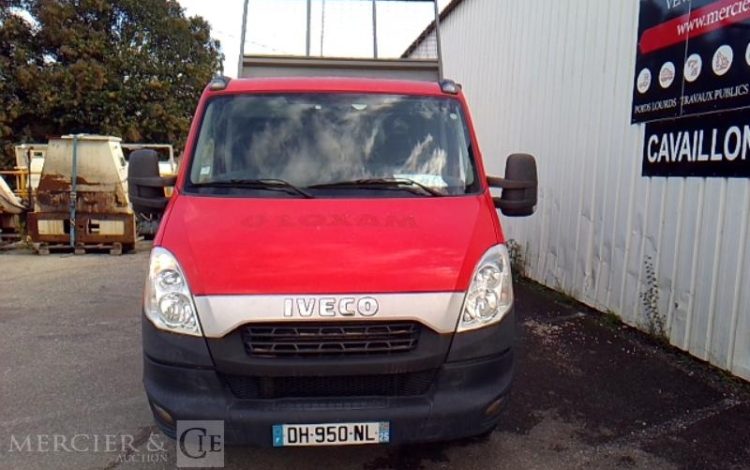 IVECO 35C13 BENNE SIMPLE CABINE COFFRE  DH-950-NL