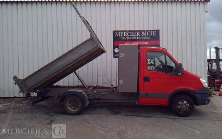 IVECO 35C13 BENNE SIMPLE CABINE COFFRE  DH-950-NL