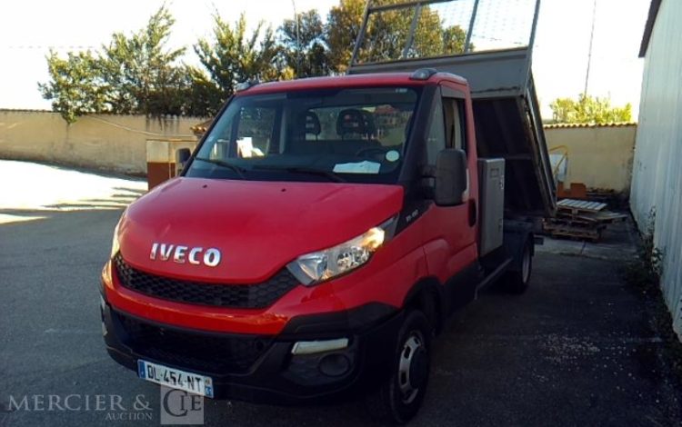 IVECO 35C BENNE SIMPLE CABINE COFFRE  DL-454-NT