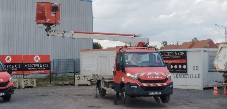 IVECO 35S11 AVEC NACELLE MULTITEL 160ALUDS  DQ-604-QR