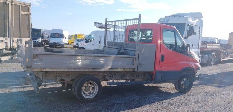 IVECO 35C13 BENNE SIMPLE CABINE COFFRE  EF-740-FD