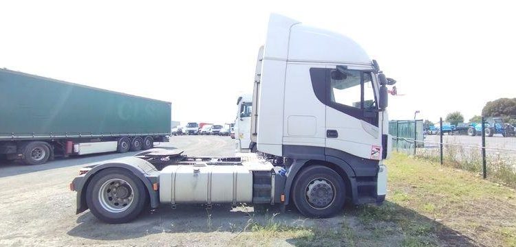 IVECO STRALIS AS440S48TP – DIESEL – PTAC 19T – PTRA 44T BLANC EV-853-EL