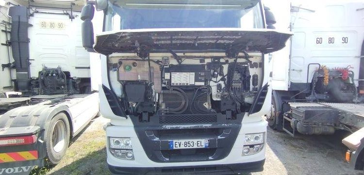 IVECO STRALIS AS440S48TP – DIESEL – PTAC 19T – PTRA 44T BLANC EV-853-EL