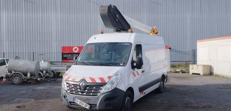 RENAULT MASTER AVEC NACELLE KLUBB K32 12 A 14M  EX-959-DF