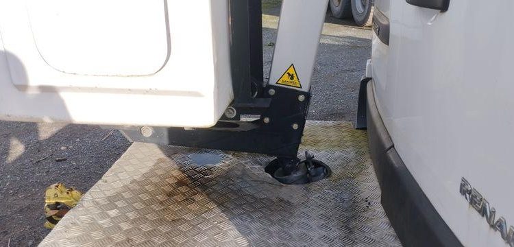 RENAULT MASTER AVEC NACELLE KLUBB K32 12 A 14M  EX-959-DF