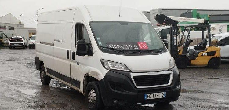 PEUGEOT BOXER FG 333 BLUEHDI 130 BVM6 L2H2 BOIS 11M3  FC-113-FD