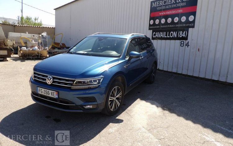 VOLKSWAGEN TIGUAN ALLSPACE 2.0 TDI 150CH CARAT EXCLUSIVE BLEU FG-266-XE