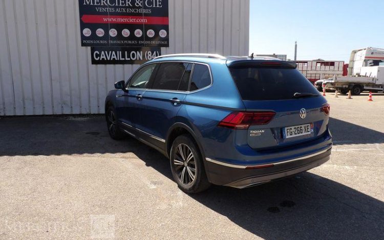 VOLKSWAGEN TIGUAN ALLSPACE 2.0 TDI 150CH CARAT EXCLUSIVE BLEU FG-266-XE