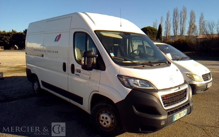 PEUGEOT BOXER PREMIUM 335 BLUHDI 120 BVM6 L2H2 BOIS 11M3  FS-761-SV