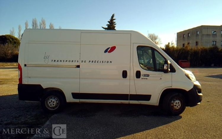 PEUGEOT BOXER PREMIUM 335 BLUHDI 120 BVM6 L2H2 BOIS 11M3  FS-761-SV