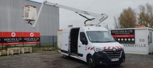 RENAULT RED VAN NACELLE BLANC FW-733-JA