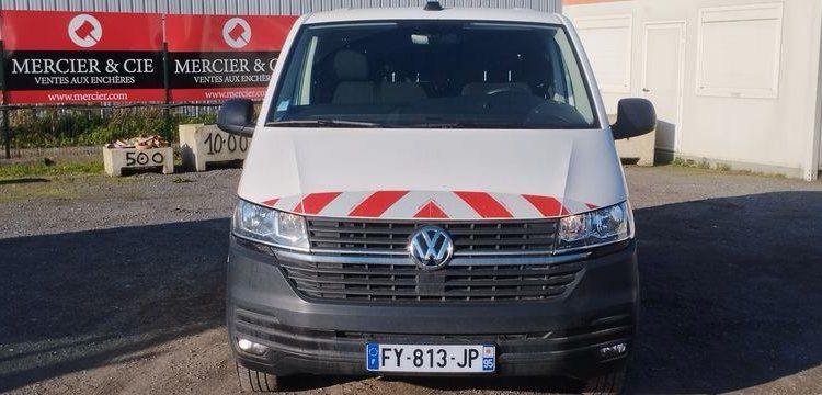 VOLKSWAGEN TRANSPORTER 6.1 VAN BUSINESS LINE L1 2,0 TDI EU6 150 CH  FY-813-JP