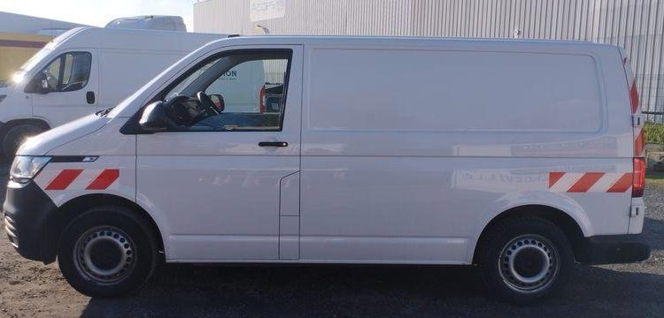 VOLKSWAGEN TRANSPORTER 6.1 VAN BUSINESS LINE L1 2,0 TDI EU6 150 CH  FY-813-JP