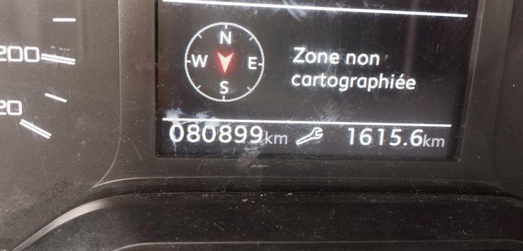 PEUGEOT PARTNER 3 – 1,5 BLUE HDI – 16V TURBO – 102 CH – DIESEL – 80998 KMS – ANNEE 2021 BLANC FZ-060-SK