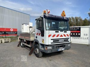 IVECO IVECO EUROCARGO 80E17 AVEC NACELLE TIME – DIESEL – 3046 HEURES – 24271KM BLANC GC-692-YT