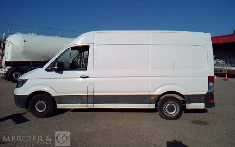 VOLKSWAGEN CRAFTER VAN 30 L3H3 11M3 TRAC 2,0 TDI 140CH BLANC GG-489-DX