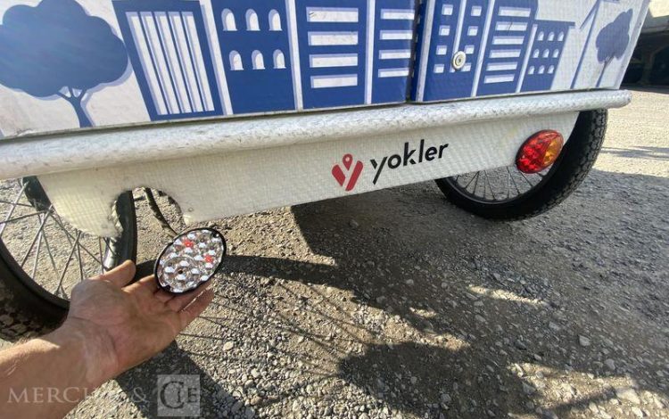 YOKLER LOT DE 2 VELOS CARGO  YOK01-02