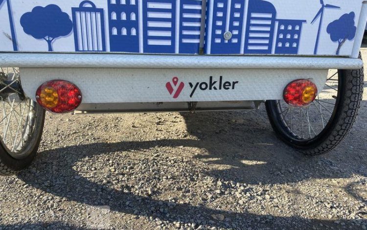 YOKLER LOT DE 2 VELOS CARGO  YOK03-04