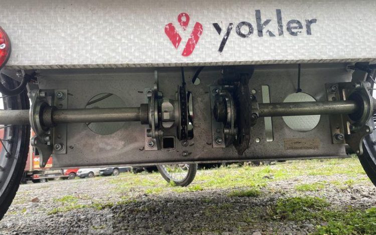 YOKLER LOT DE 2 VELOS CARGO  YOK11-12