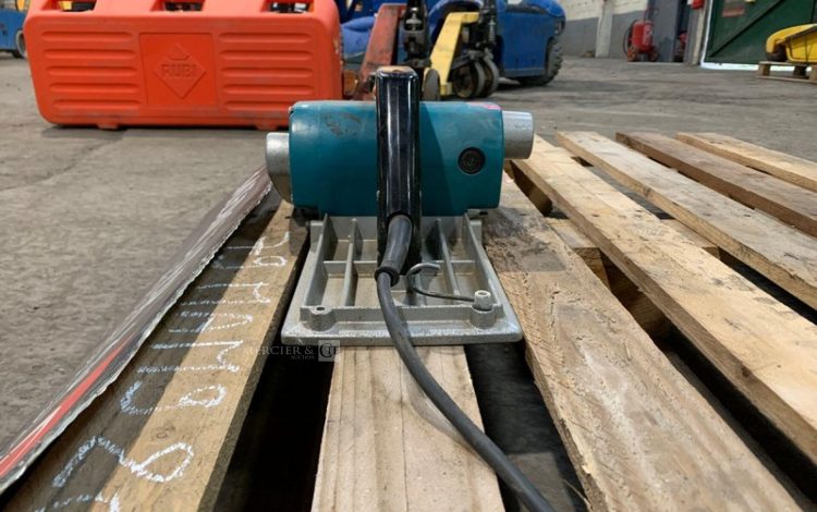 MAKITA 1806B  LOT000142