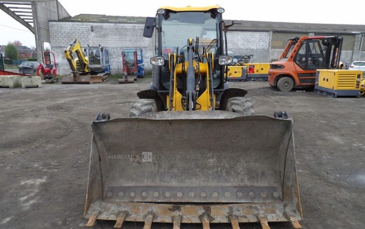 JCB 406D  H222F005