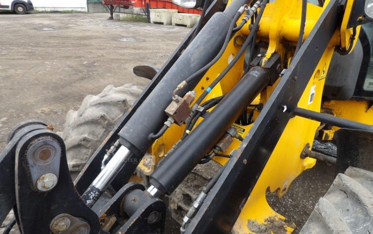 JCB 406D  H222F005