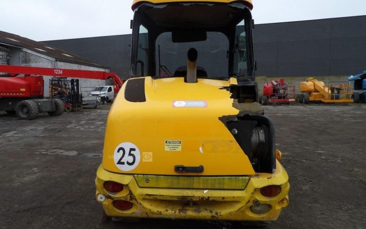 JCB 406D  H222F005