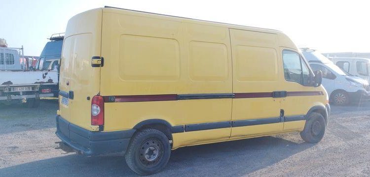 RENAULT MASTER – DIESEL – 148332 KMS – ANNEE 2006 JAUNE 6306YN62