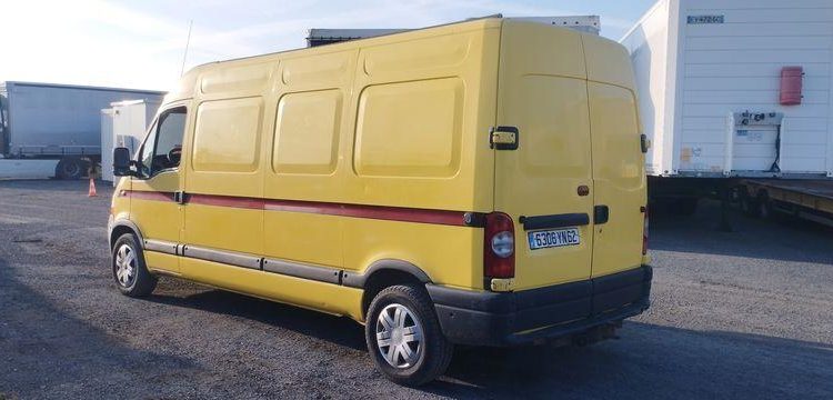 RENAULT MASTER – DIESEL – 148332 KMS – ANNEE 2006 JAUNE 6306YN62