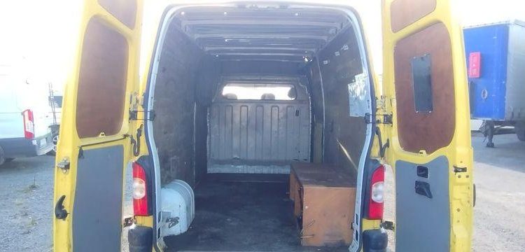 RENAULT MASTER – DIESEL – 148332 KMS – ANNEE 2006 JAUNE 6306YN62