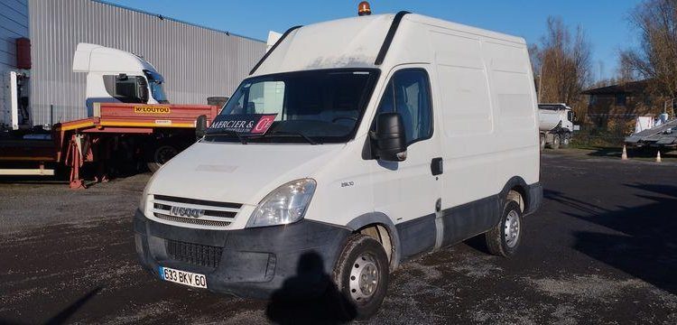 IVECO DAILY 29L10 BLANC 633BKV60