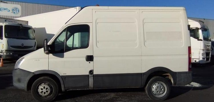 IVECO DAILY 29L10 BLANC 633BKV60