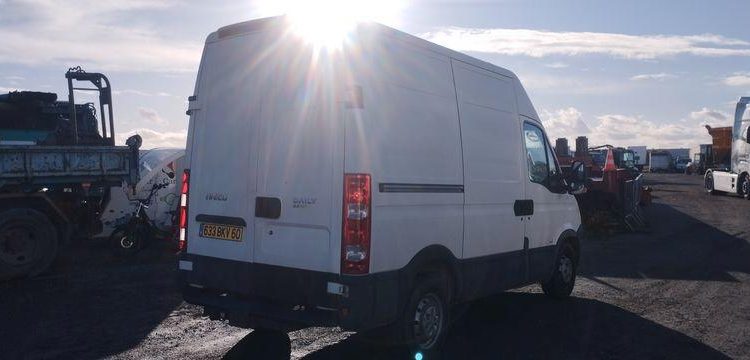 IVECO DAILY 29L10 BLANC 633BKV60