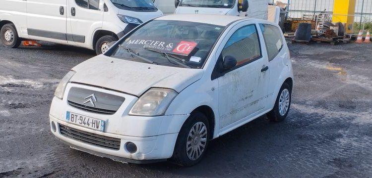 CITROEN C2 1,4 HDI – AN 2007 – NON ROULANT BLANC BT-944-HV